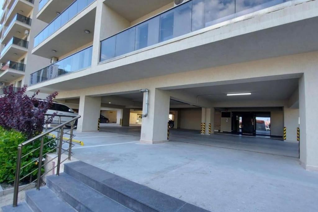 Viva Solid House Apartment Mamaia